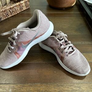 Women’s Nike Flex TR8